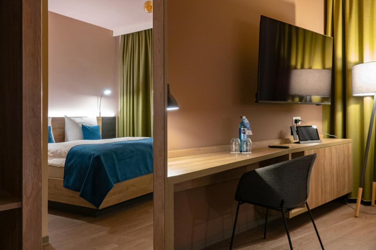 H24 Stadthotel Bernau Bernau bei Berlin Buitenkant foto