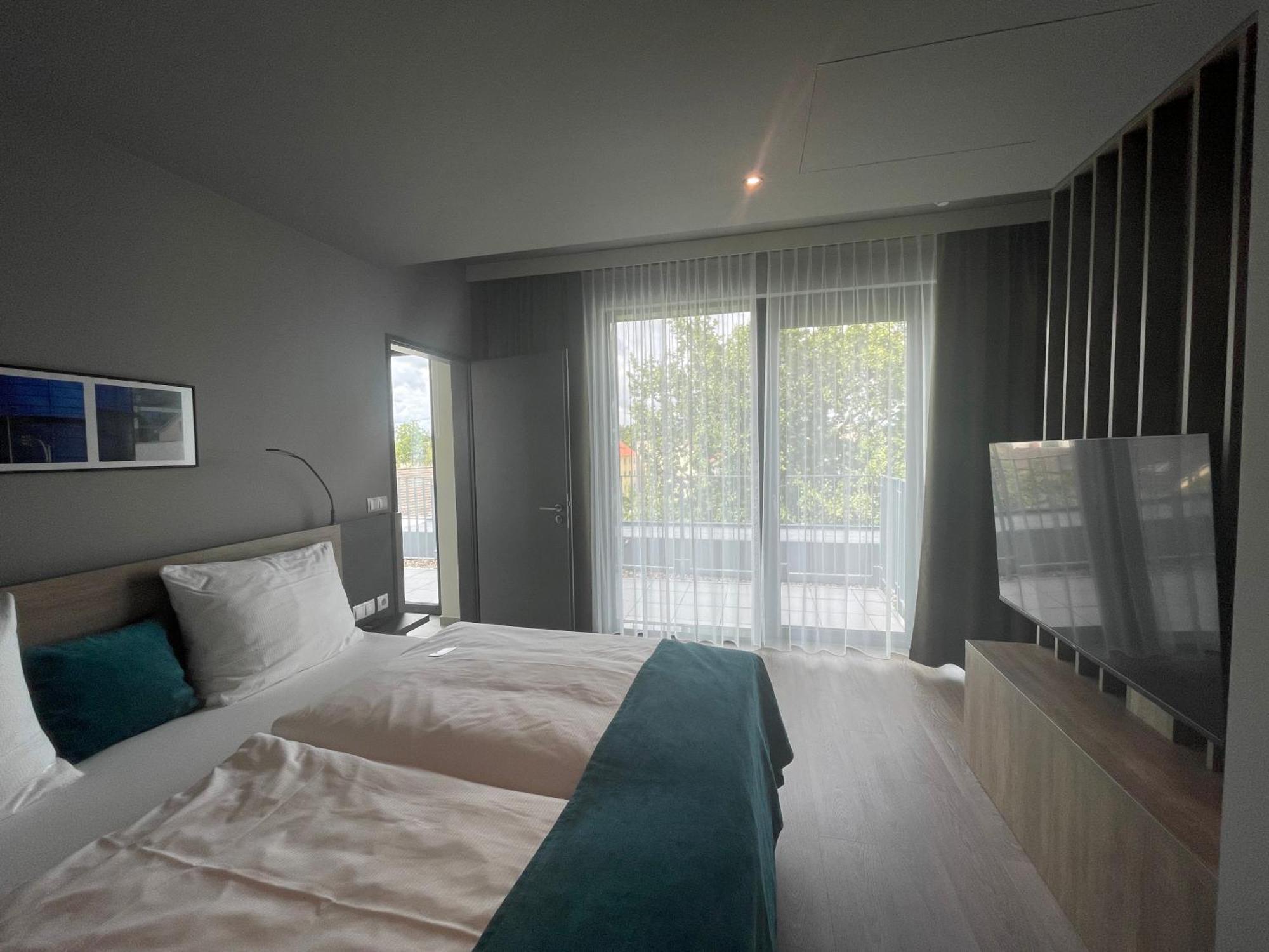 H24 Stadthotel Bernau Bernau bei Berlin Buitenkant foto